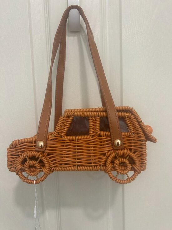 Tommy Bahama Handbags - Tommy Bahama Woven Rattan Straw Wicker Jeep Car Truck Bag NWT